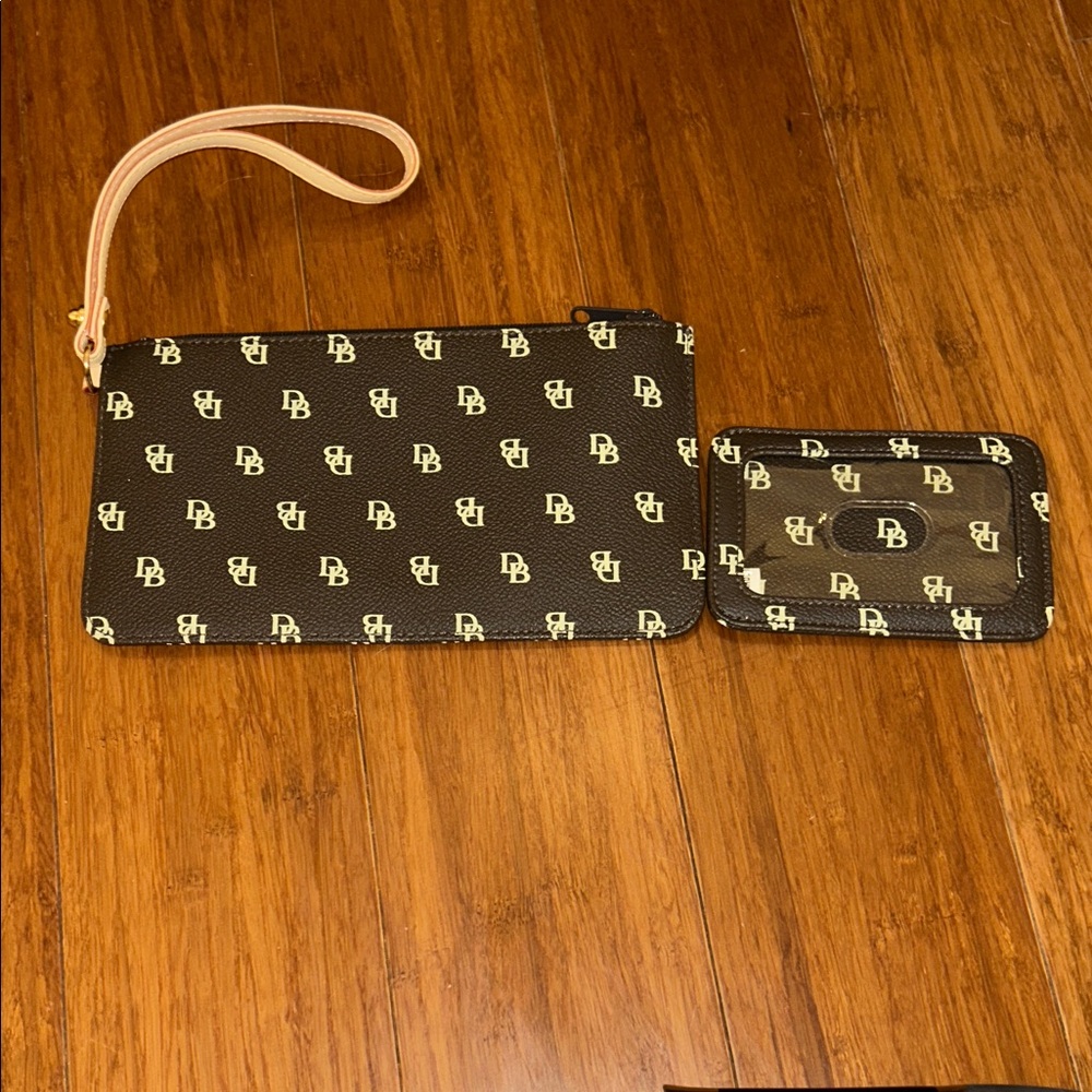 Dooney & Bourke Black and Cream Logo Wristlet